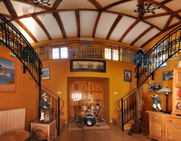 9 slaapkamer Finca/Landhuis te koop in Vélez-Rubio met zwembad garage - € 1.500.000 (Ref: 9852202)