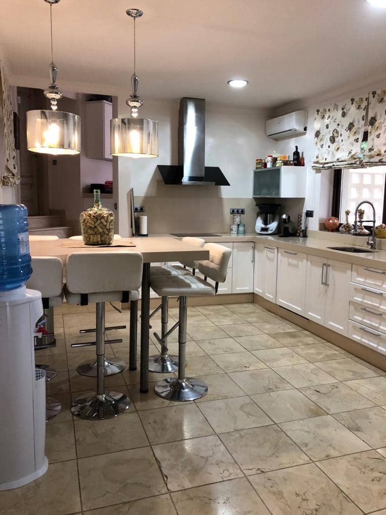 5 sypialnia Willa na sprzedaż w Sotogrande z basenem garażem - 1 999 500 € (Ref: 9935172)