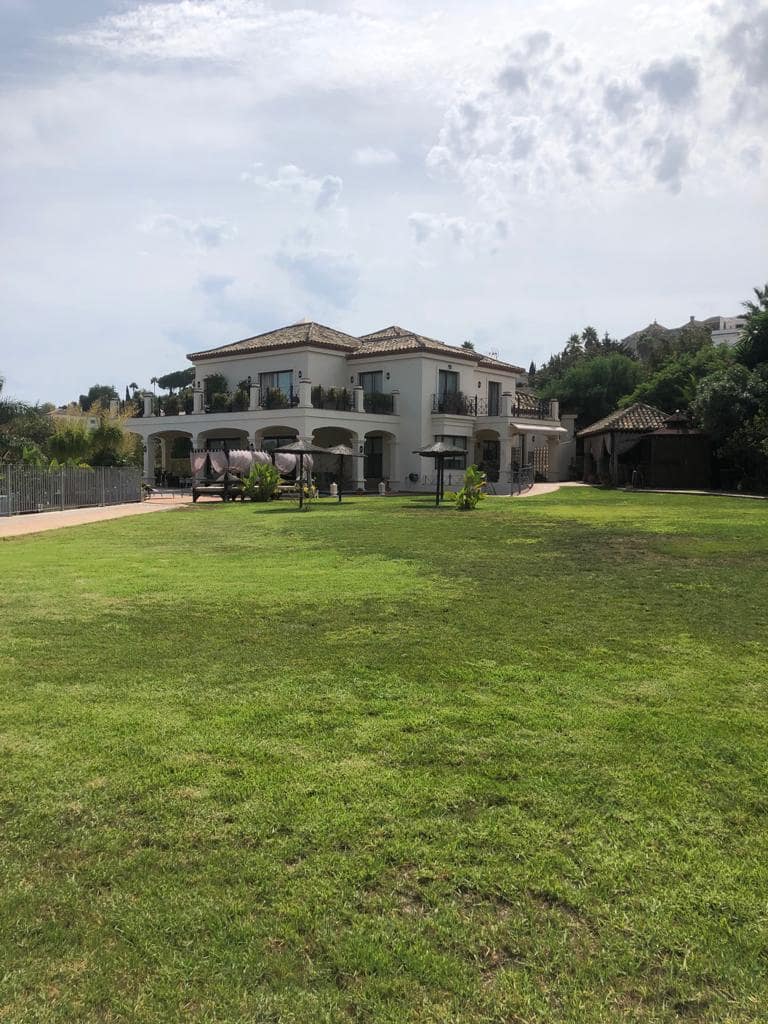 5 sypialnia Willa na sprzedaż w Sotogrande z basenem garażem - 1 999 500 € (Ref: 9935172)