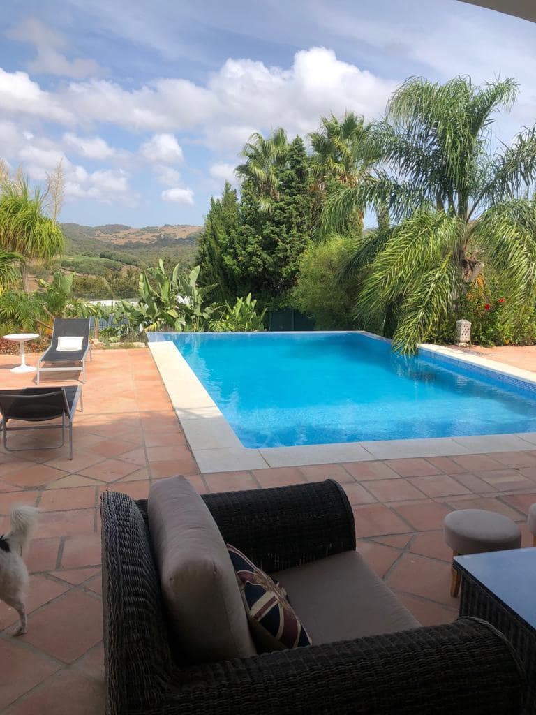 5 sypialnia Willa na sprzedaż w Sotogrande z basenem garażem - 1 999 500 € (Ref: 9935172)