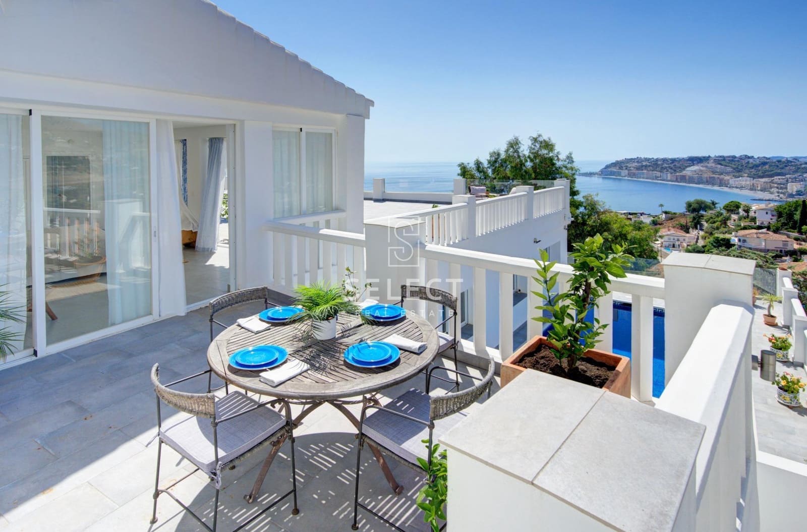 3 slaapkamer Villa te koop in Almunecar met zwembad garage - € 620.000 (Ref: 10081277)