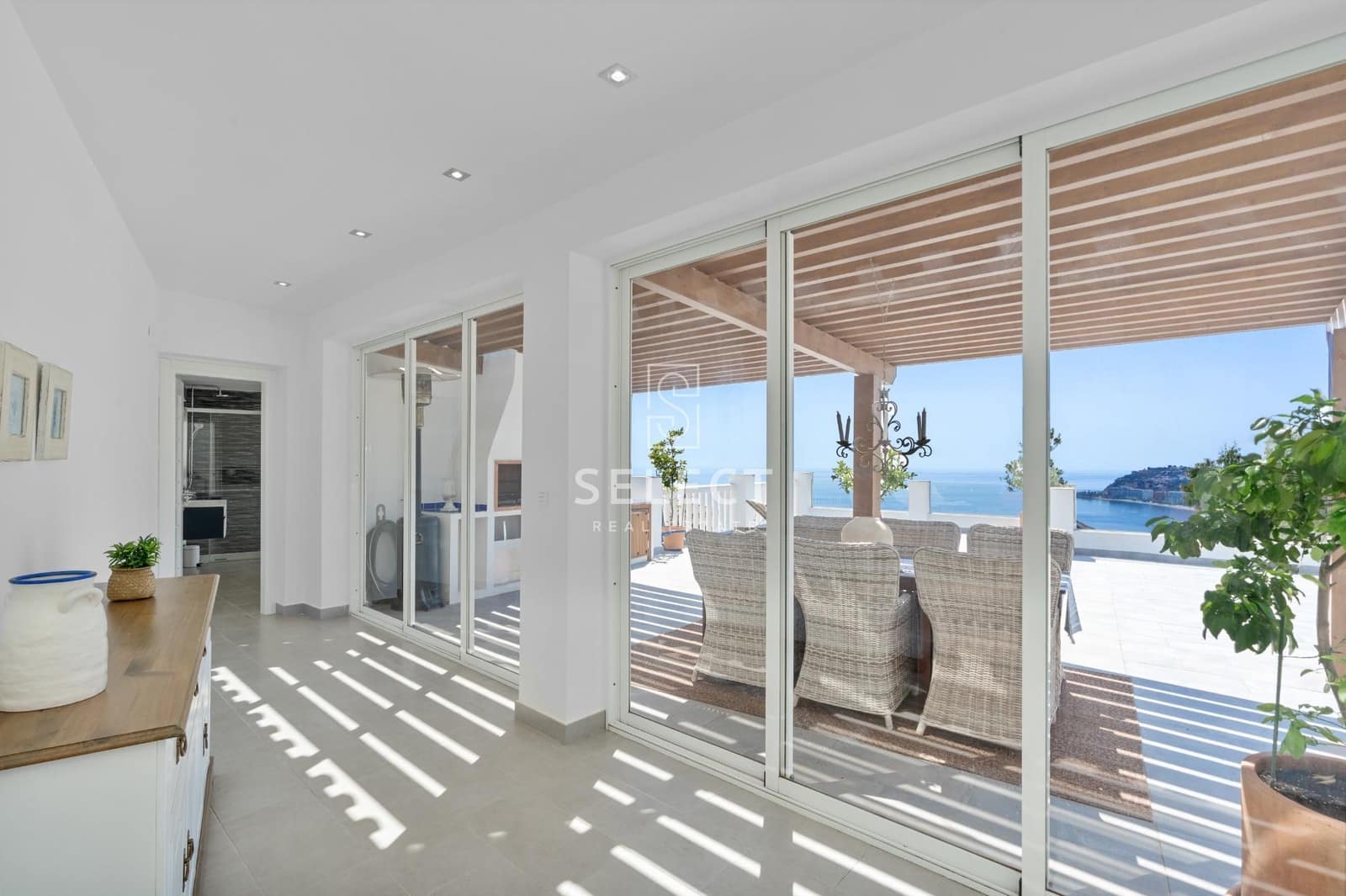 3 slaapkamer Villa te koop in Almunecar met zwembad garage - € 620.000 (Ref: 10081277)