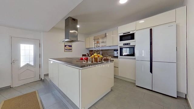 3 slaapkamer Villa te koop in Almuñécar met zwembad garage - € 620.000 (Ref: 10081277)