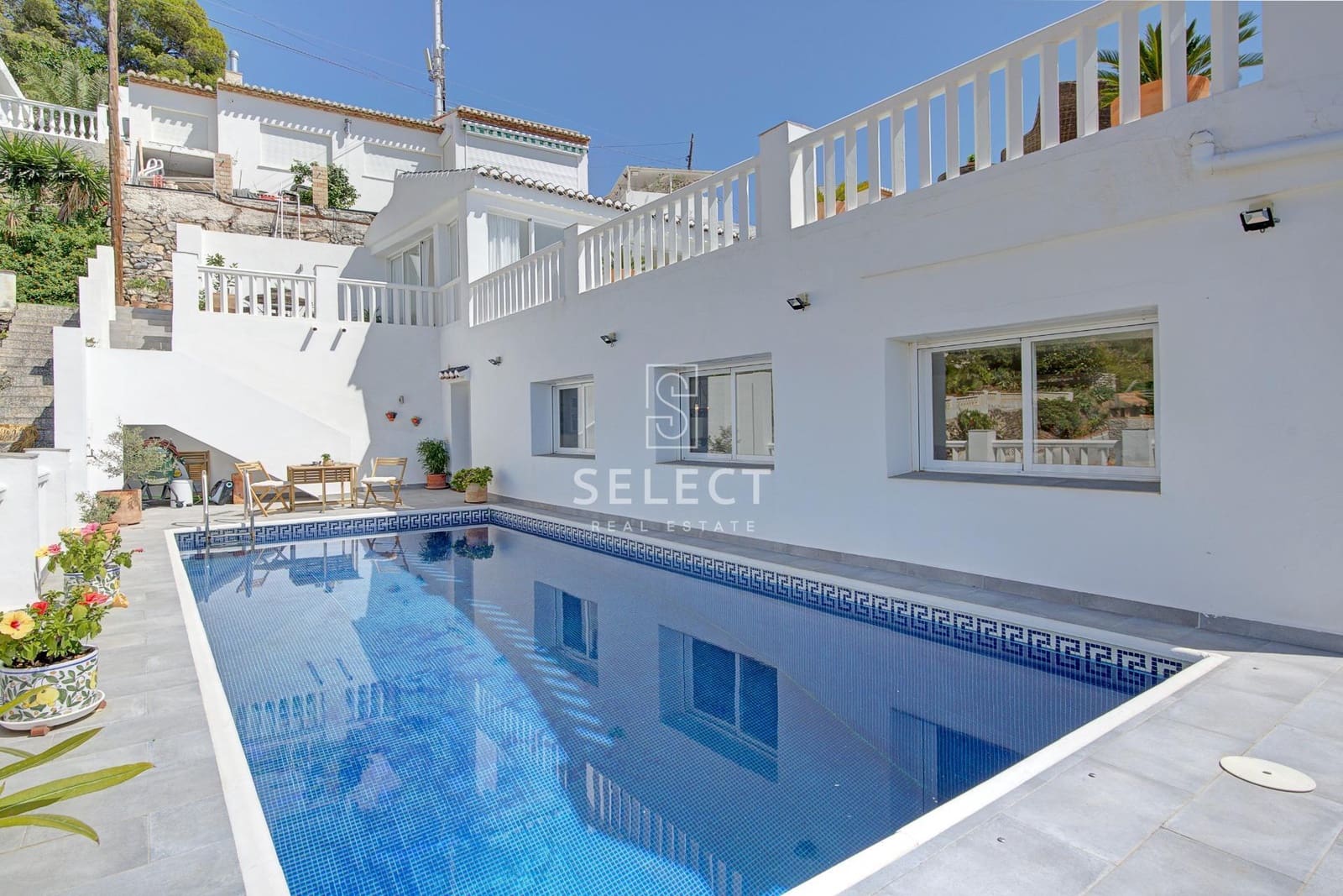 3 slaapkamer Villa te koop in Almunecar met zwembad garage - € 620.000 (Ref: 10081277)