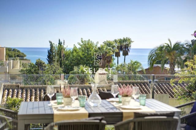 Loft for sale in La Herradura, Almuñécar with pool - € 314,000 (Ref: 10089761)