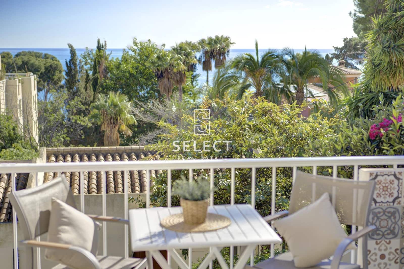 1 soveværelse Lejlighed til salg i La Herradura med swimmingpool - € 295.000 (Ref: 10089762)