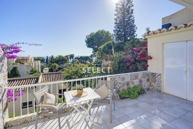 1 soveværelse Lejlighed til salg i La Herradura, Almuñécar med swimmingpool - € 295.000 (Ref: 10089762)