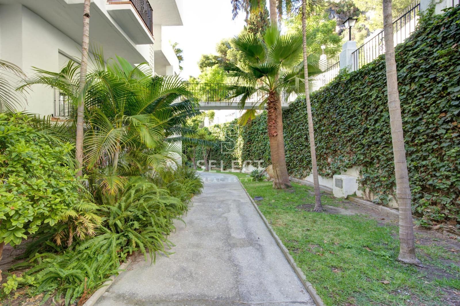 3 soverom Leilighet til salgs i La Herradura med svømmebasseng garasje - € 359 000 (Ref: 10136111)