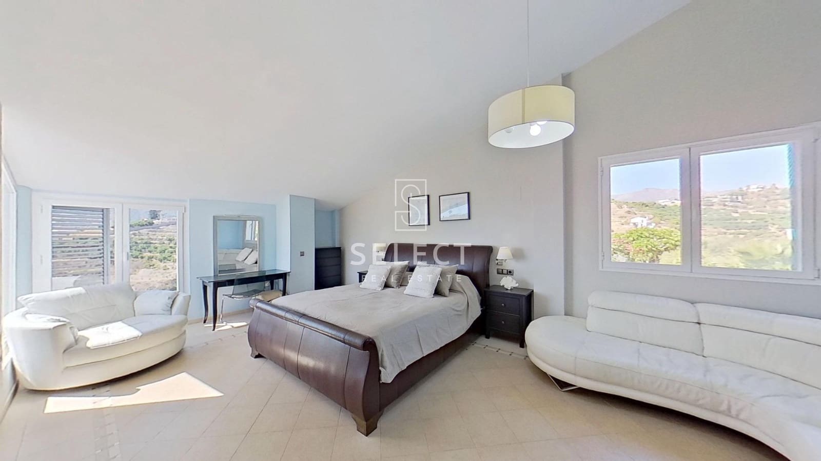 5 soveværelse Villa til salg i La Herradura med swimmingpool - € 995.000 (Ref: 10136112)