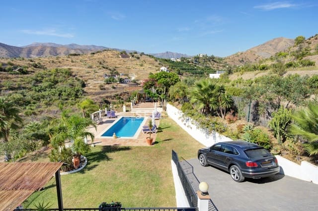 5 chambre Villa/Maison à vendre à La Herradura, Almuñécar - 995 000 € (Ref: 10136112)