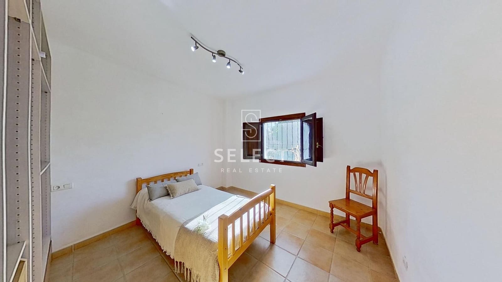 3 quarto Quinta/Casa Rural para venda em Motril com garagem - 215 000 € (Ref: 10185001)