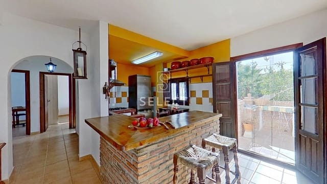 3 quarto Quinta/Casa Rural para venda em Motril com garagem - 215 000 € (Ref: 10185001)