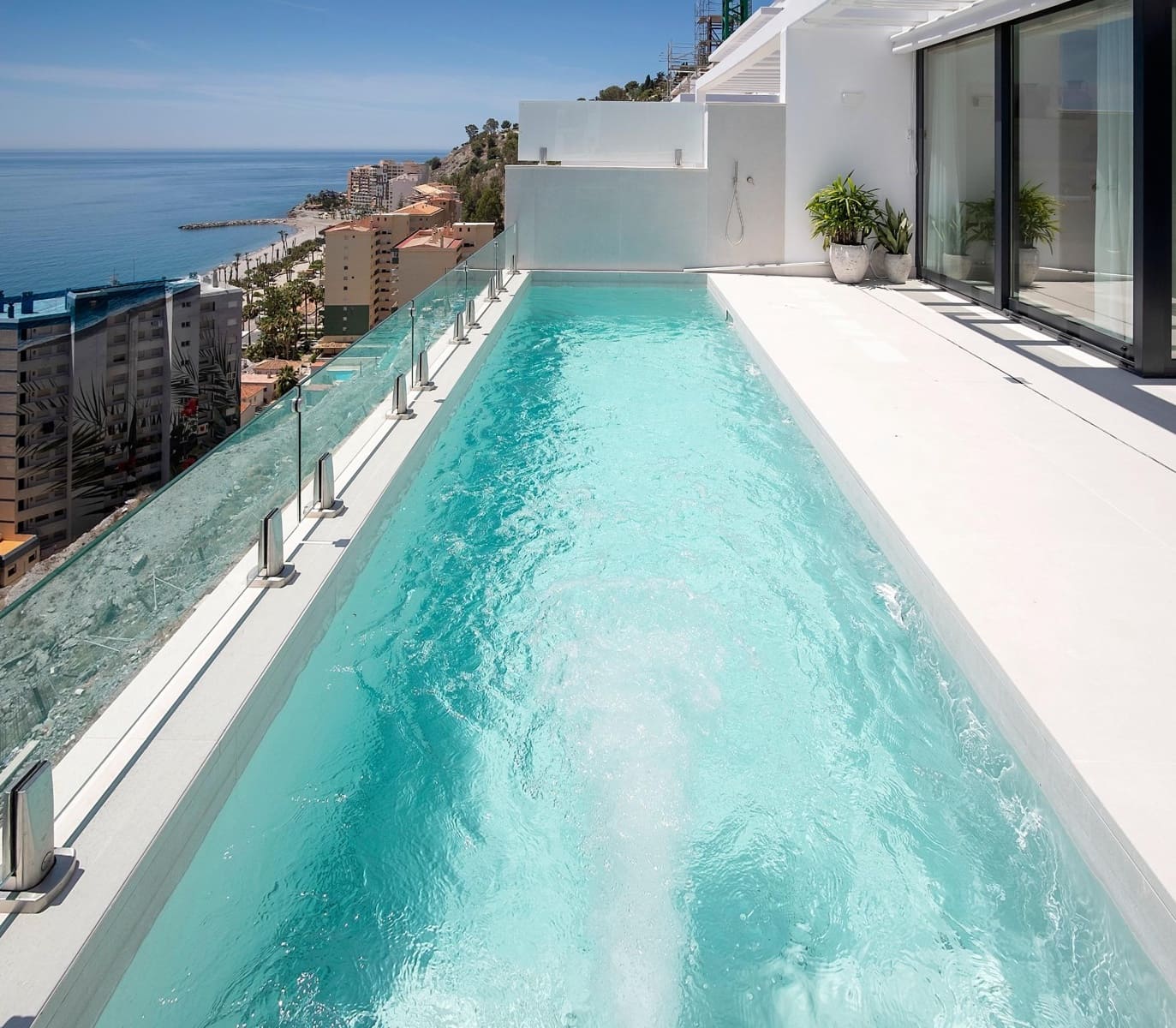 4 bedroom Villa for sale in Almunecar with pool garage - € 1,525,000 (Ref: 8519421)