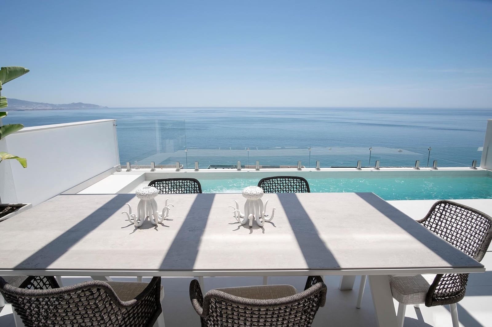4 bedroom Villa for sale in Almunecar with pool garage - € 1,525,000 (Ref: 8519421)