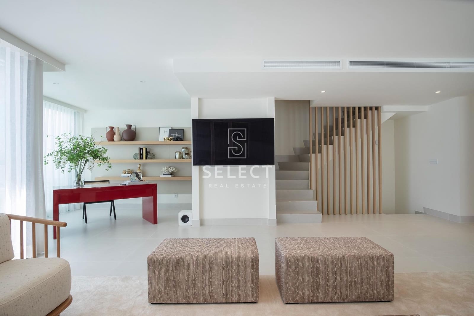4 bedroom Villa for sale in Almunecar with pool garage - € 1,525,000 (Ref: 8519421)