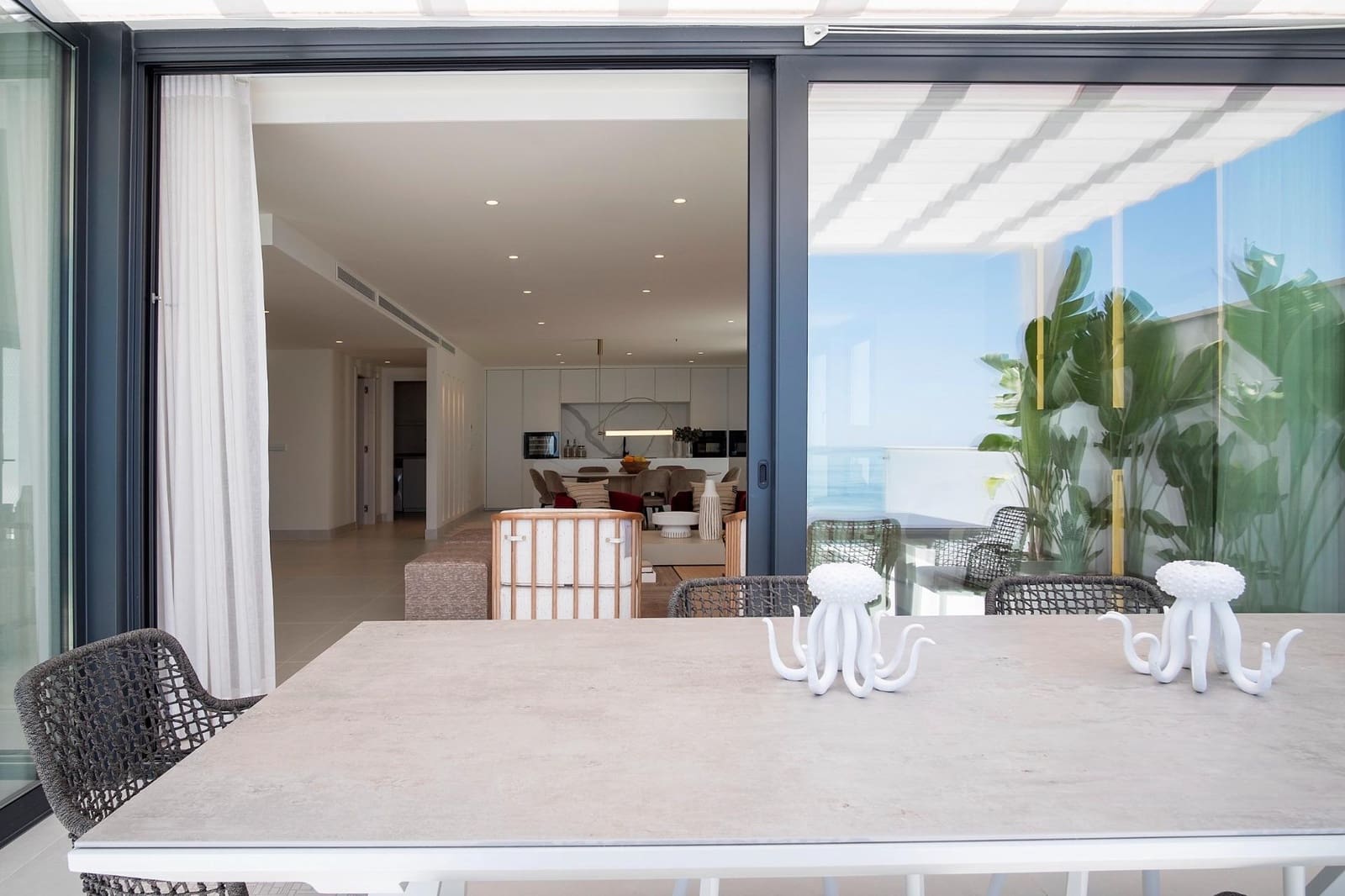 4 bedroom Villa for sale in Almunecar with pool garage - € 1,525,000 (Ref: 8519421)