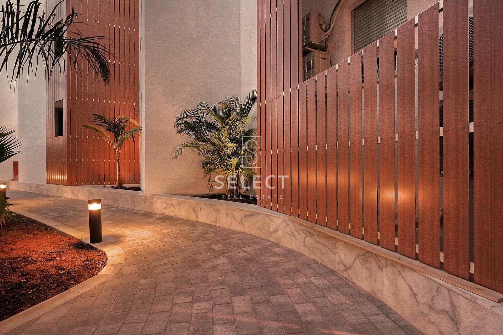 2 soveværelse Lejlighed til salg i Motril med swimmingpool garage - € 360.000 (Ref: 8722144)