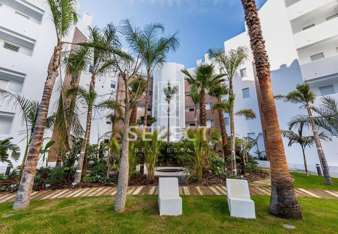 2 soveværelse Penthouse til salg i Motril med swimmingpool garage - € 490.800 (Ref: 8724081)