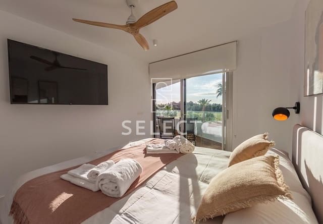 2 bedroom Penthouse for sale in Motril with pool garage - € 490,800 (Ref: 8724081)