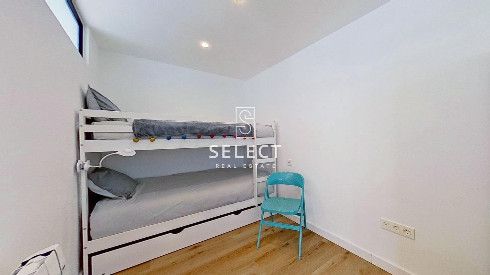 2 bedroom Apartment for sale in Sierra Nevada - € 202,000 (Ref: 8915480)