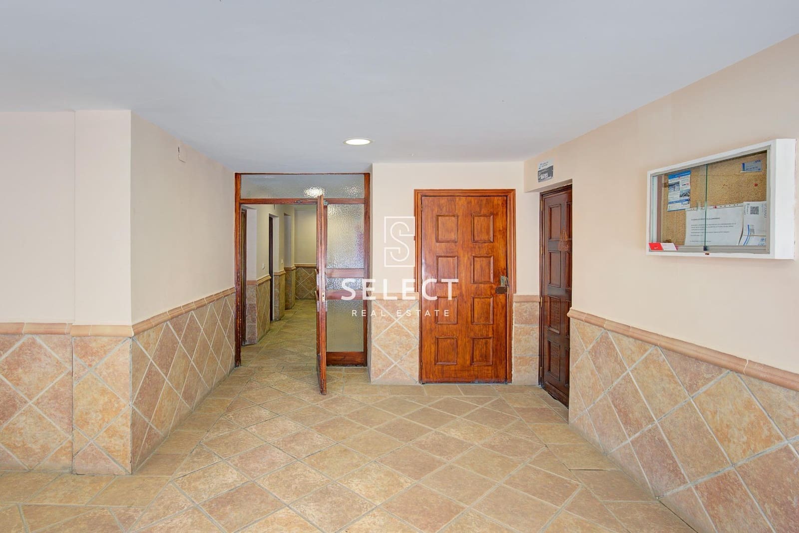 2 bedroom Apartment for sale in Sierra Nevada - € 202,000 (Ref: 8915480)