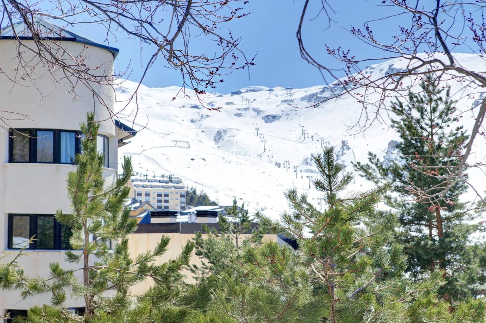 2 bedroom Apartment for sale in Sierra Nevada - € 202,000 (Ref: 8915480)