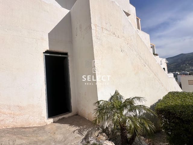 Commercial for sale in Almuñécar with pool - € 129,000 (Ref: 9128235)