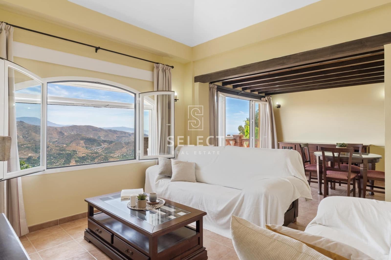 3 soveværelse Finca/Landehus til salg i Almunecar med swimmingpool garage - € 425.000 (Ref: 9228506)