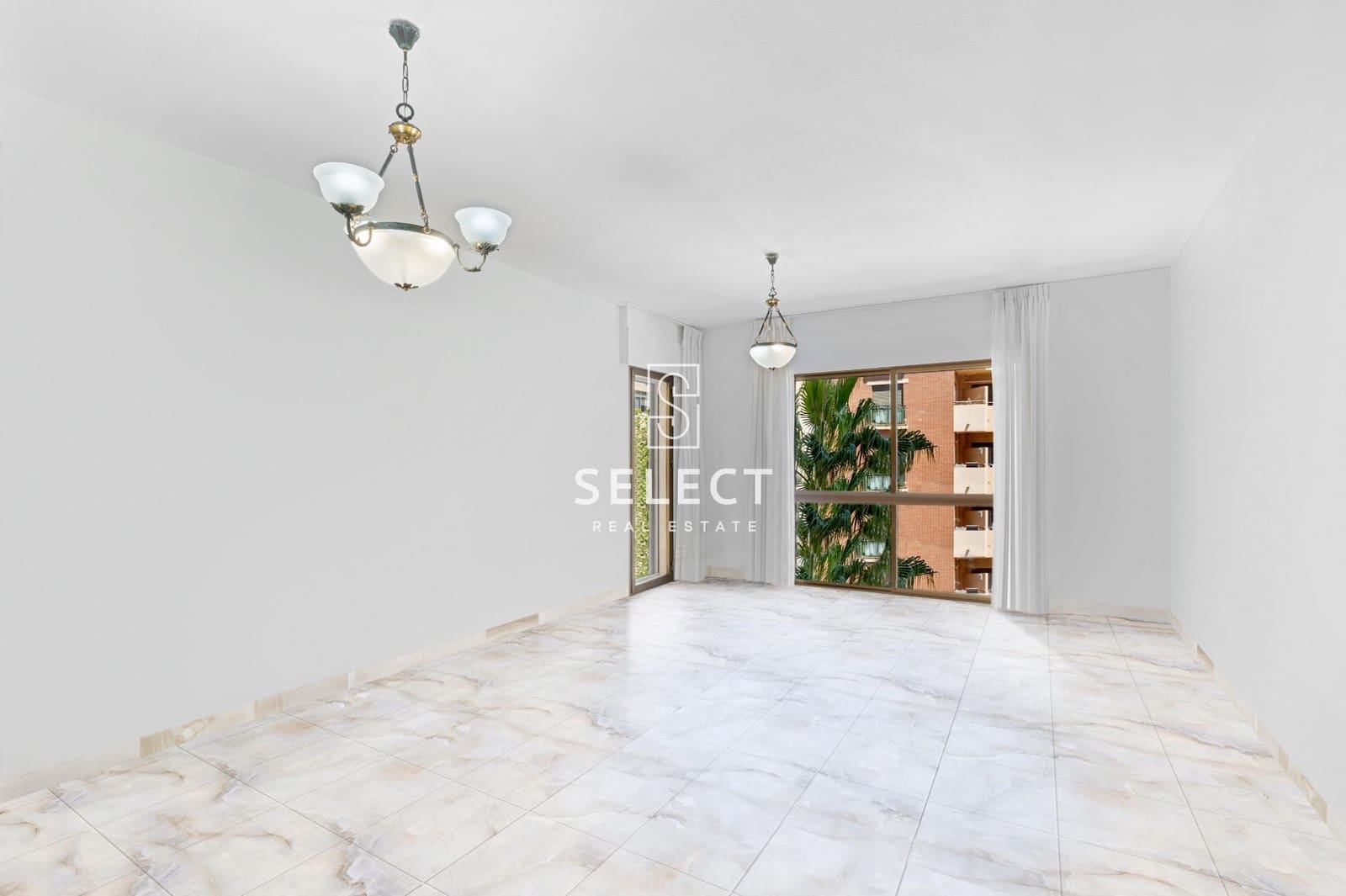 4 sovrum Lägenhet till salu i Almunecar med garage - 305 000 € (Ref: 9236433)