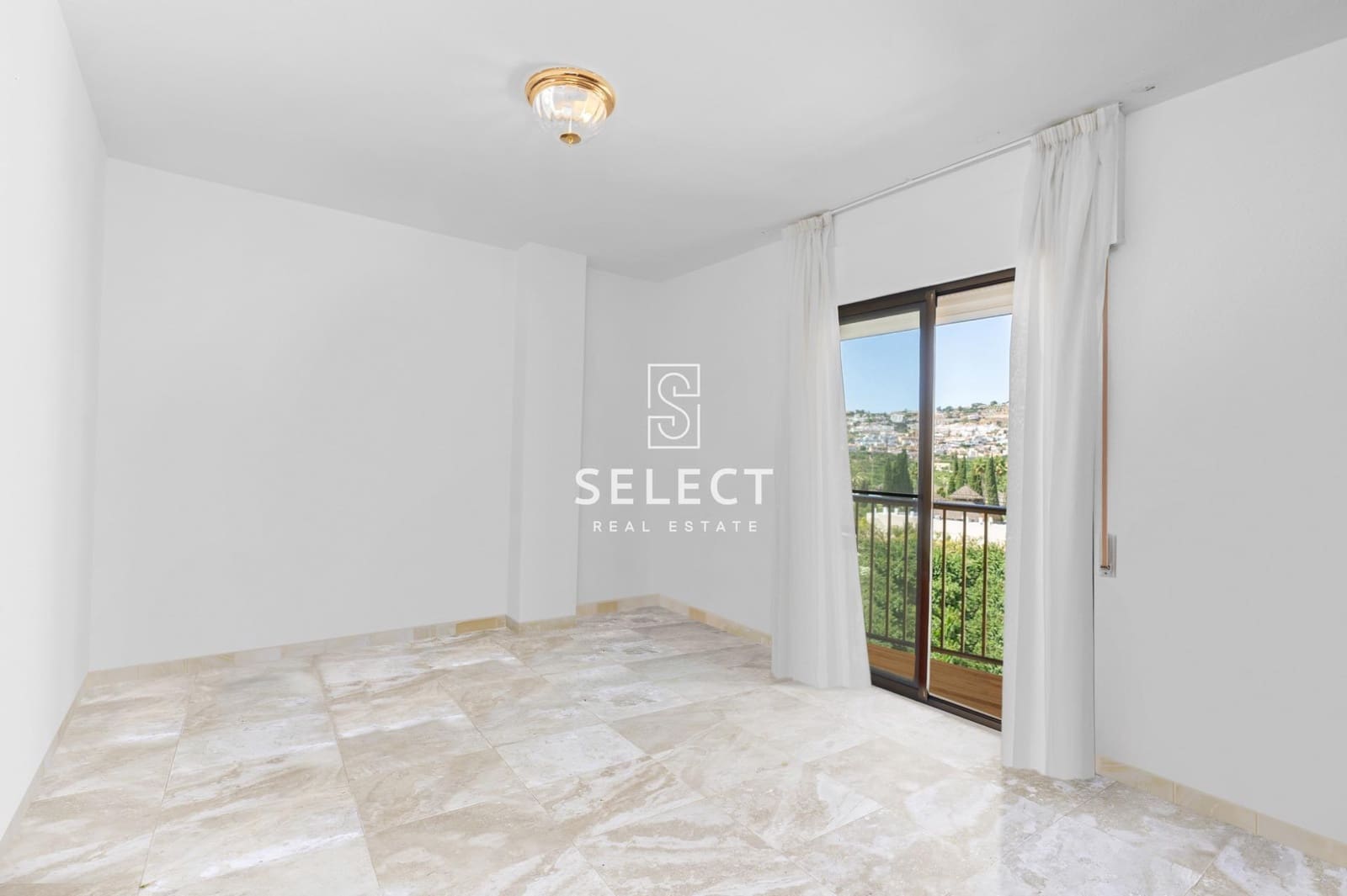 4 sovrum Lägenhet till salu i Almunecar med garage - 305 000 € (Ref: 9236433)