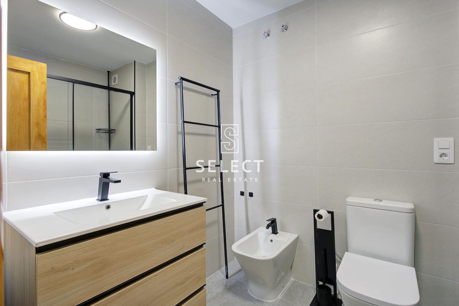 4 sovrum Lägenhet till salu i Almunecar med garage - 305 000 € (Ref: 9236433)