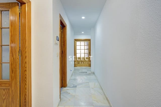 4 sovrum Lägenhet till salu i Almuñécar med garage - 305 000 € (Ref: 9236433)