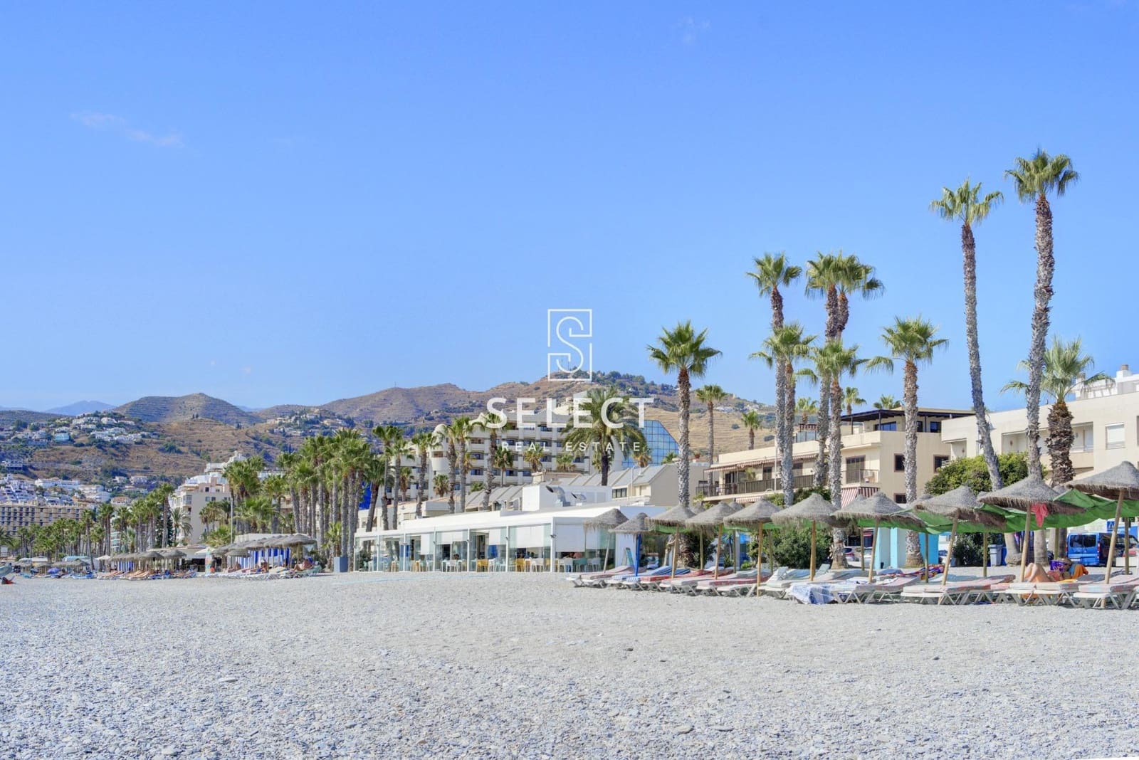 4 sovrum Lägenhet till salu i Almunecar med garage - 305 000 € (Ref: 9236433)