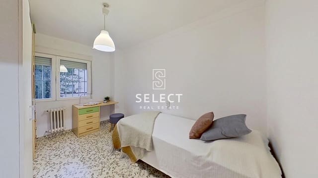 4 bedroom Apartment for sale in Zaidin, Granada city - € 295,000 (Ref: 9387931)