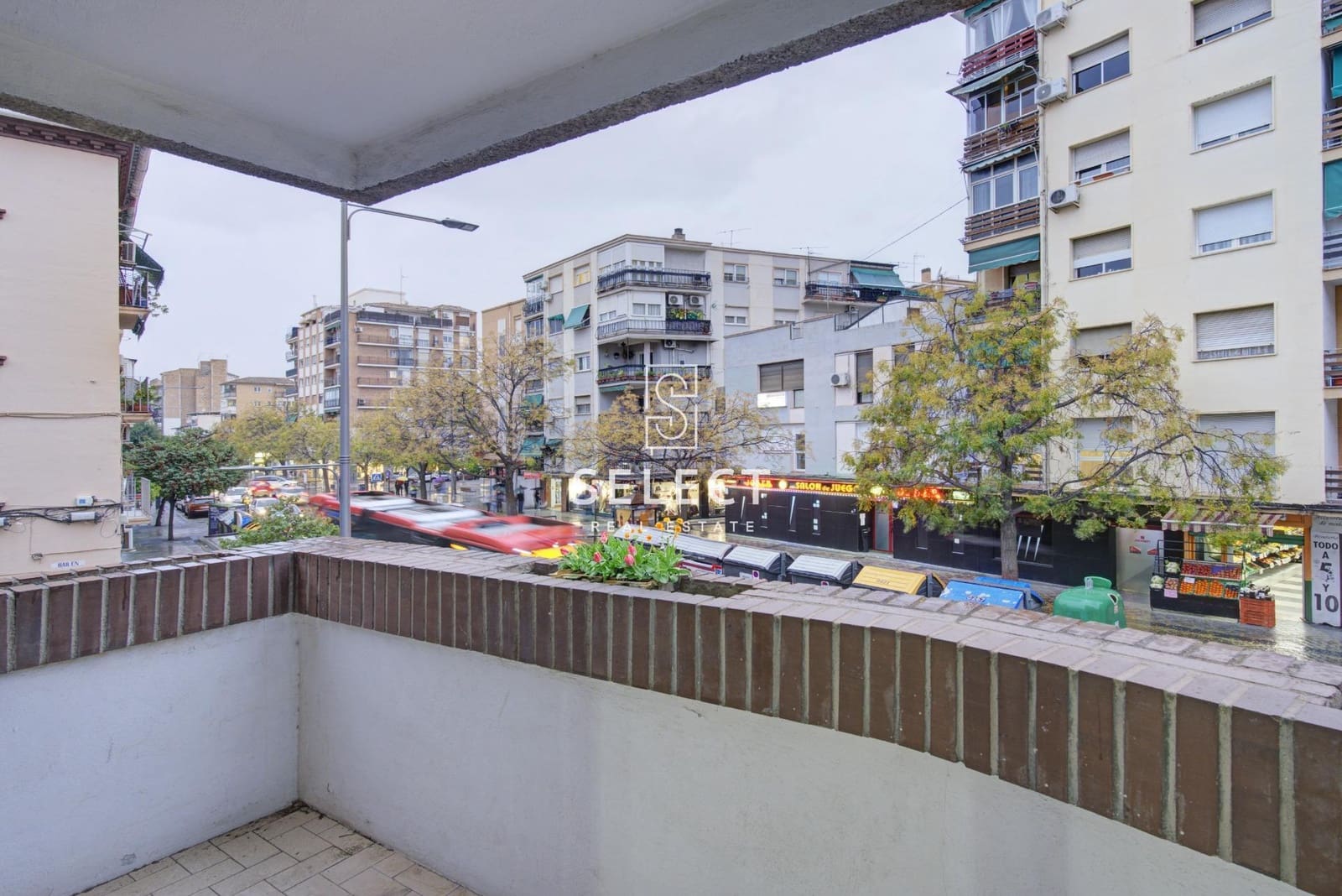 4 bedroom Apartment for sale in Granada city - € 295,000 (Ref: 9387931)