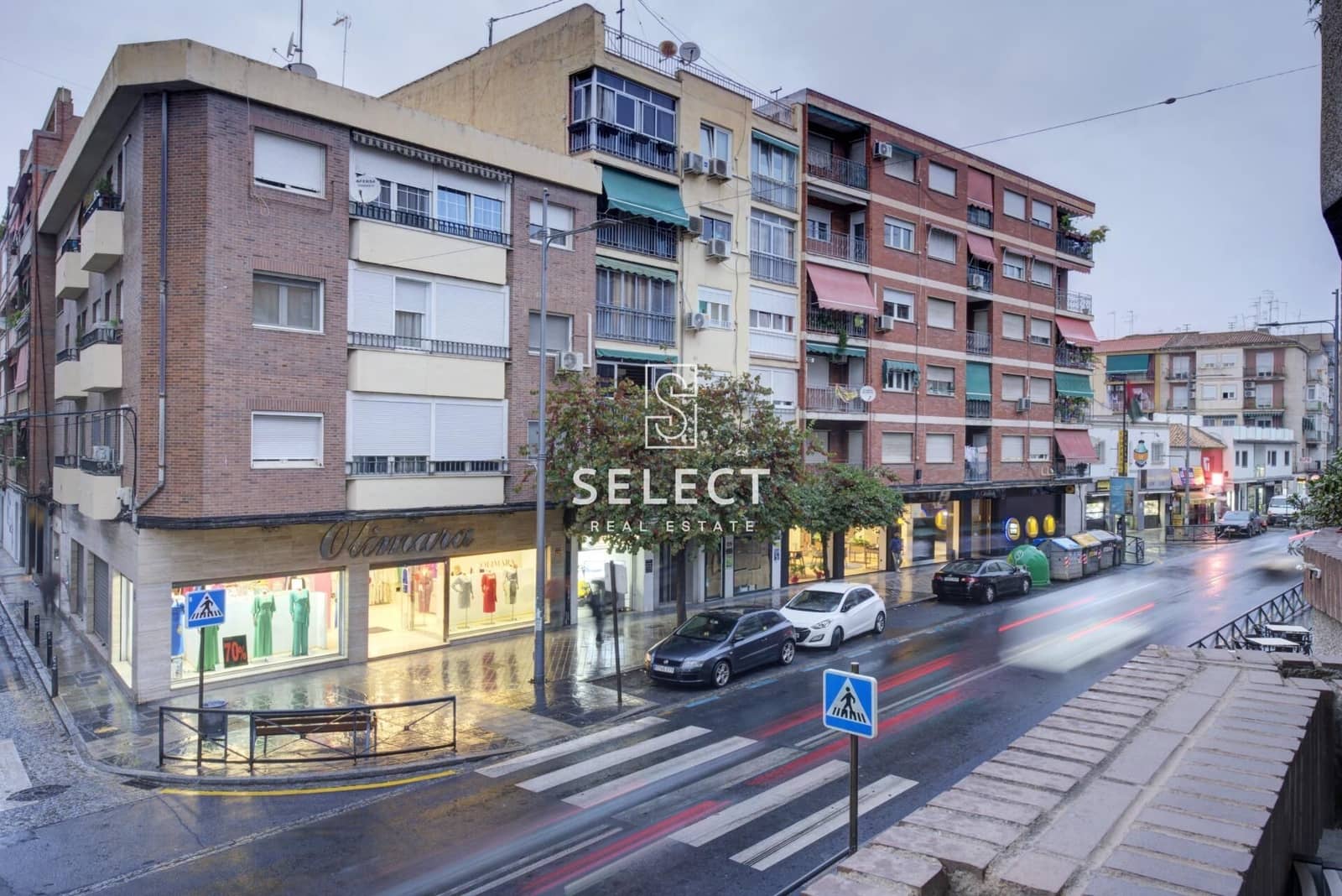 4 bedroom Apartment for sale in Granada city - € 295,000 (Ref: 9387931)