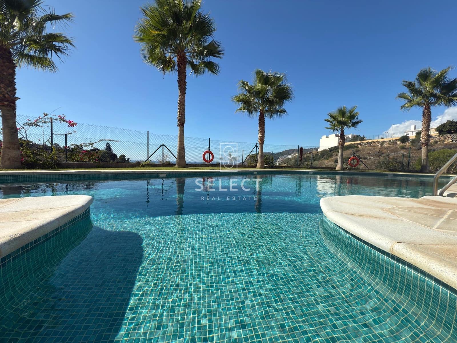 3 sovrum Radhus till salu i La Herradura med pool garage - 535 000 € (Ref: 9422469)