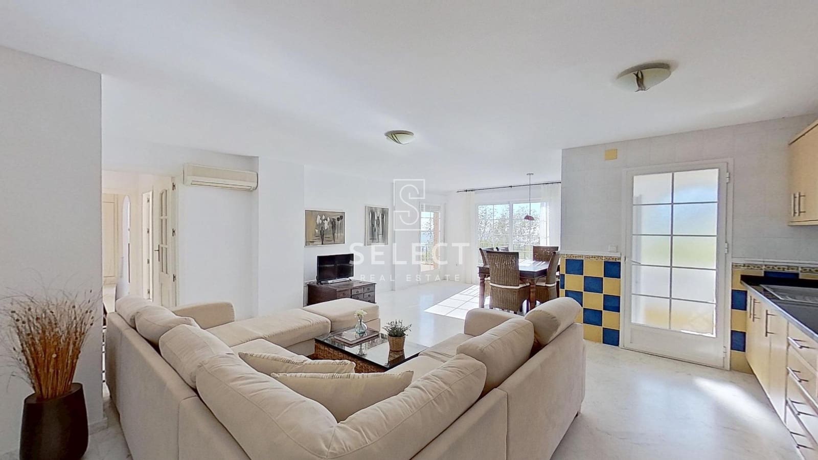 2 sypialnia Apartament na sprzedaż w La Herradura z basenem - 320 000 € (Ref: 9440155)