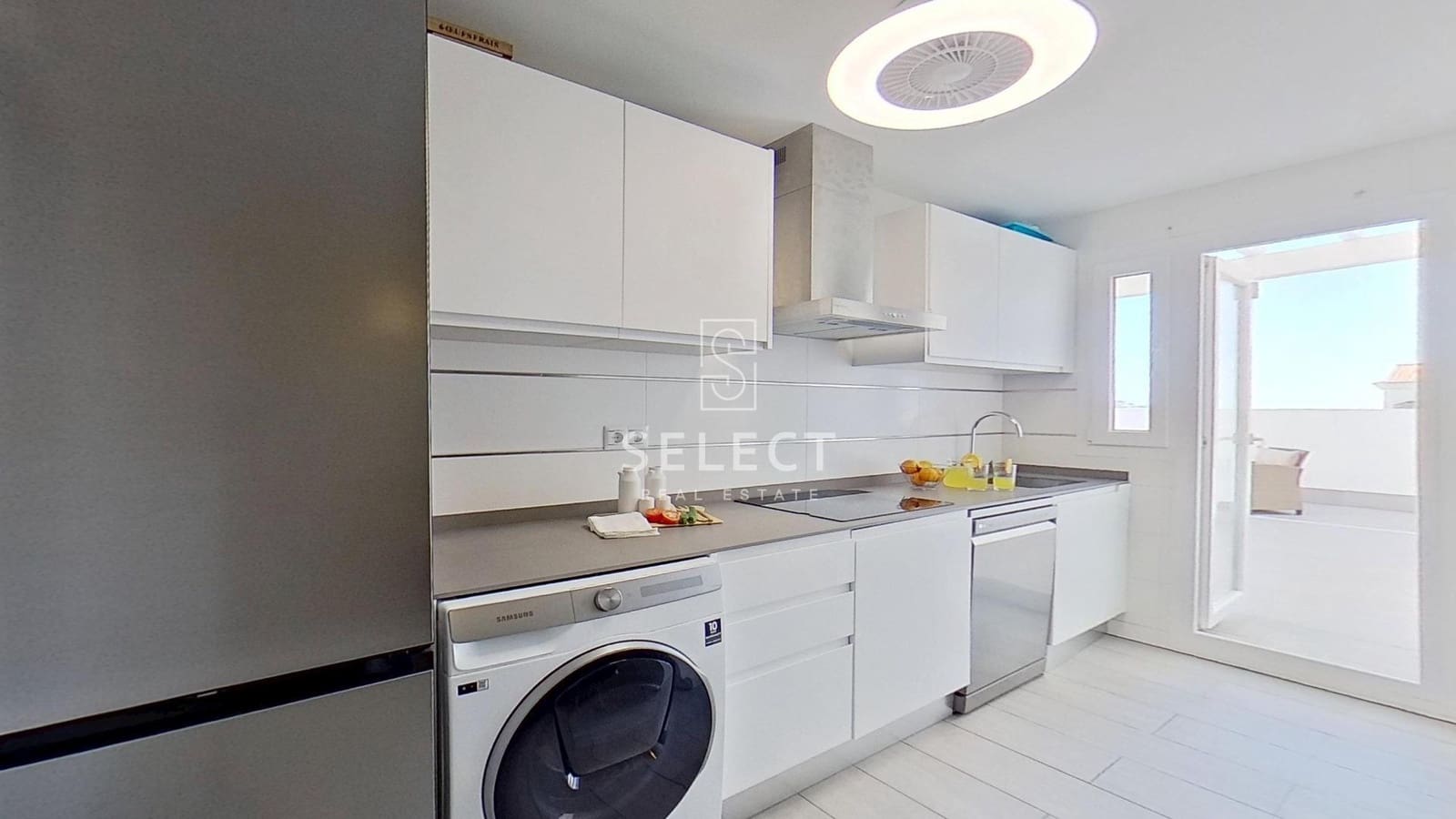 3 sypialnia Penthouse na sprzedaż w Motril z basenem garażem - 447 000 € (Ref: 9450912)