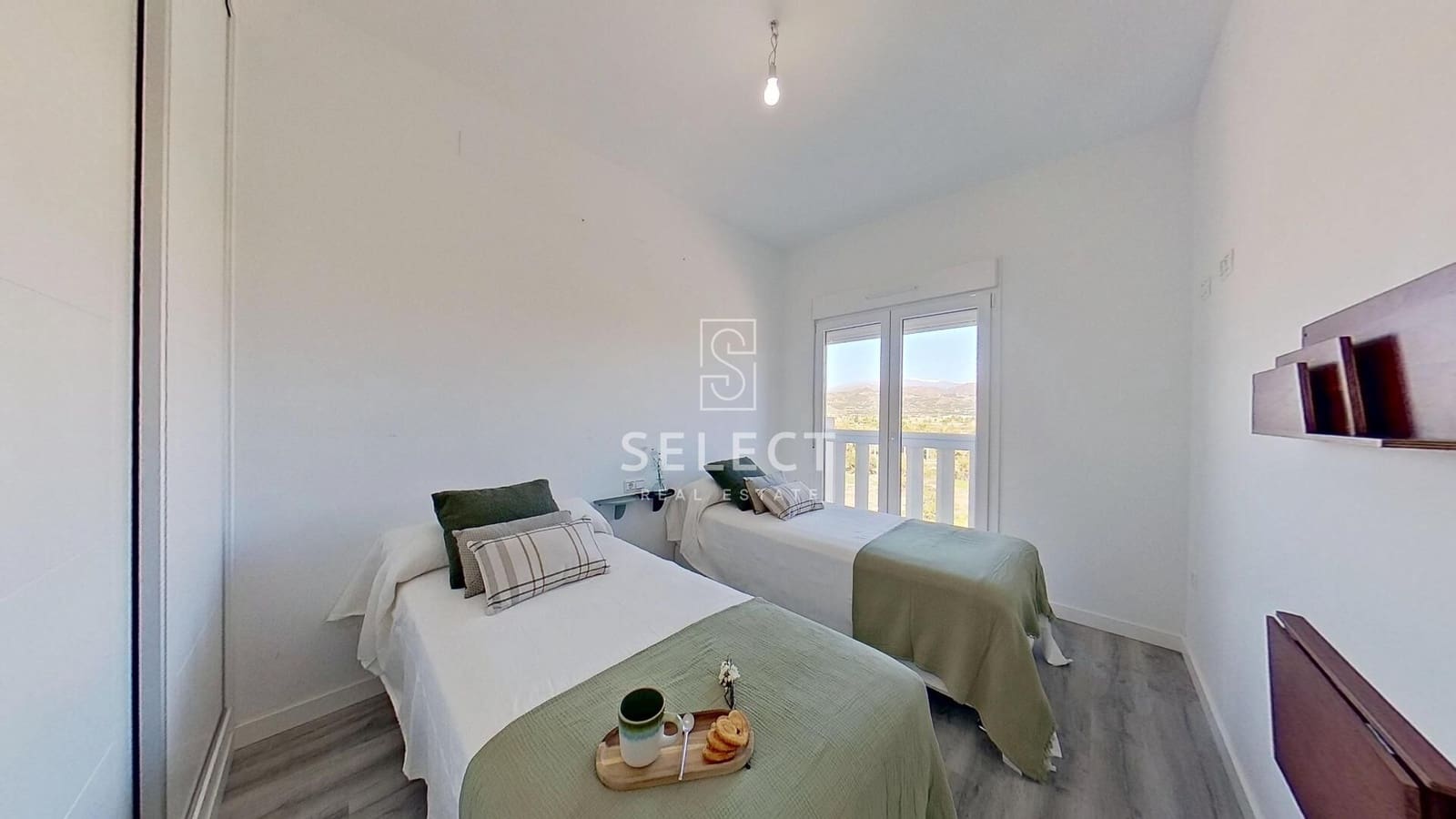 3 sypialnia Penthouse na sprzedaż w Motril z basenem garażem - 447 000 € (Ref: 9450912)