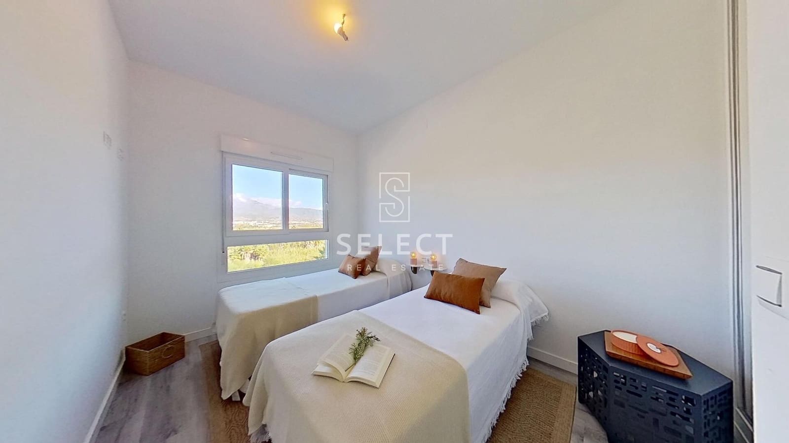 3 sypialnia Penthouse na sprzedaż w Motril z basenem garażem - 447 000 € (Ref: 9450912)