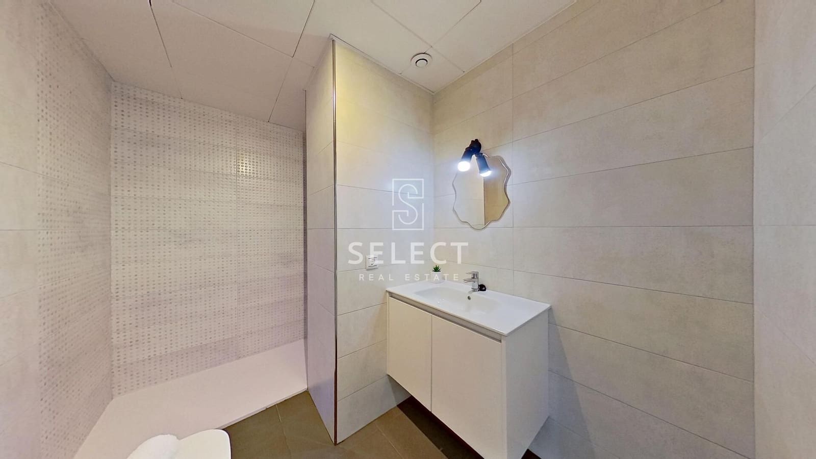 3 sypialnia Penthouse na sprzedaż w Motril z basenem garażem - 447 000 € (Ref: 9450912)