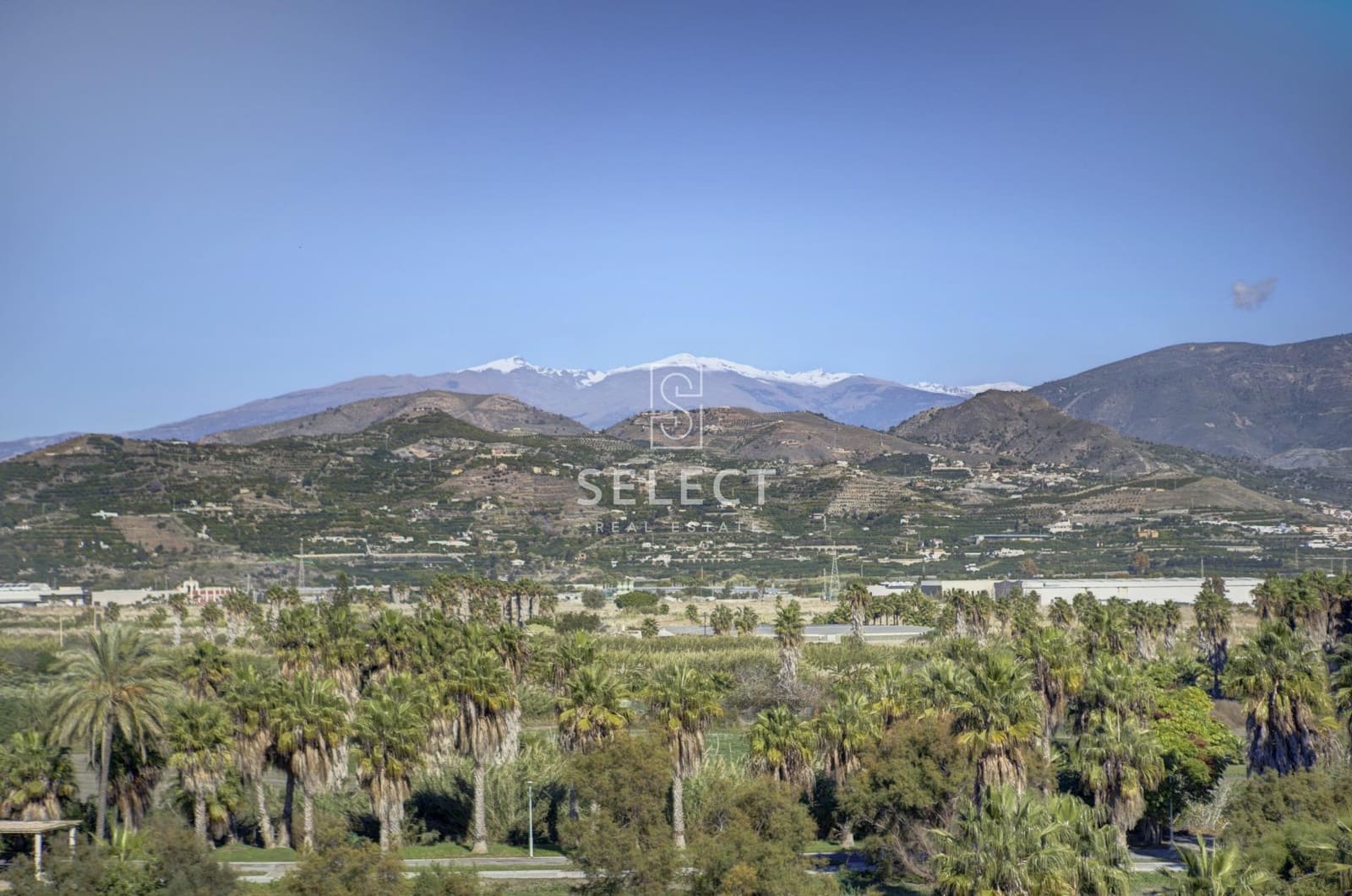 3 sypialnia Penthouse na sprzedaż w Motril z basenem garażem - 447 000 € (Ref: 9450912)