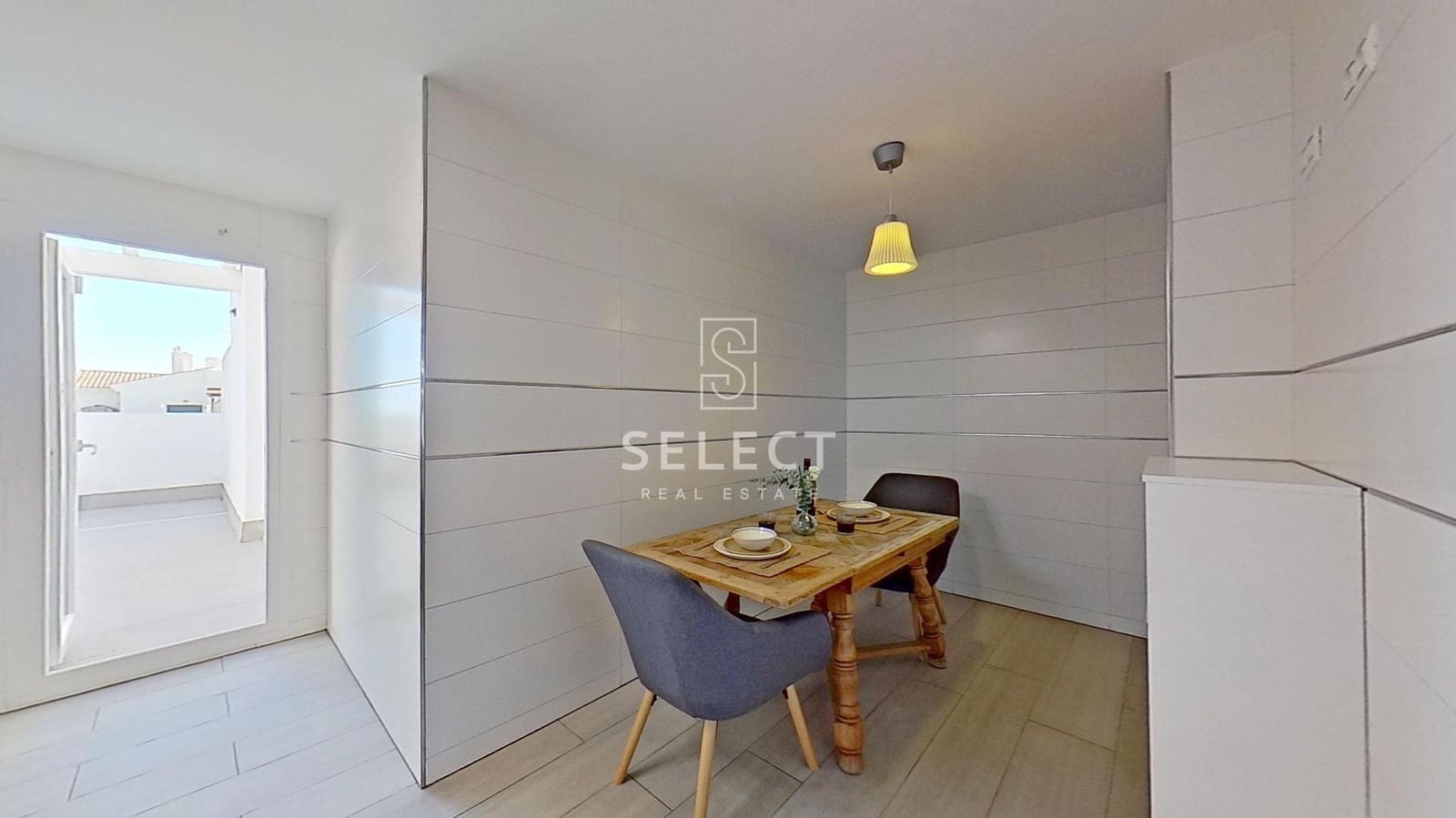 3 quarto Penthouse para venda em Motril com piscina garagem - 447 000 € (Ref: 9450912)