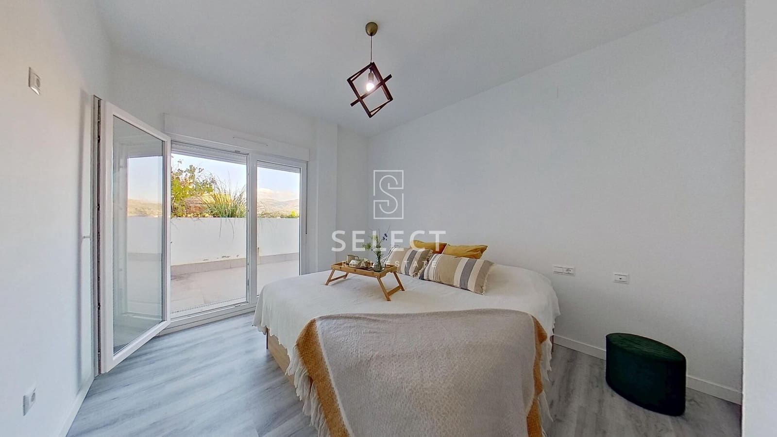 3 quarto Penthouse para venda em Motril com piscina garagem - 447 000 € (Ref: 9450912)