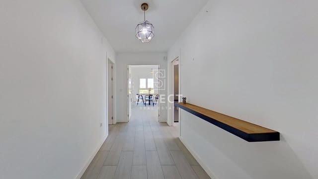 3 quarto Penthouse para venda em Motril com piscina garagem - 447 000 € (Ref: 9450912)