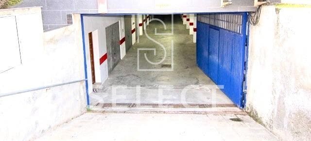 Garage att hyra i La Herradura - 100 € (Ref: 9494661)