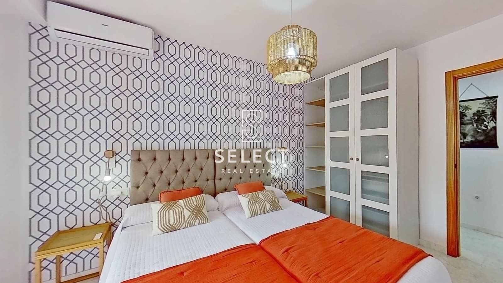 2 bedroom Apartment for sale in La Herradura with pool - € 256,000 (Ref: 9533751)