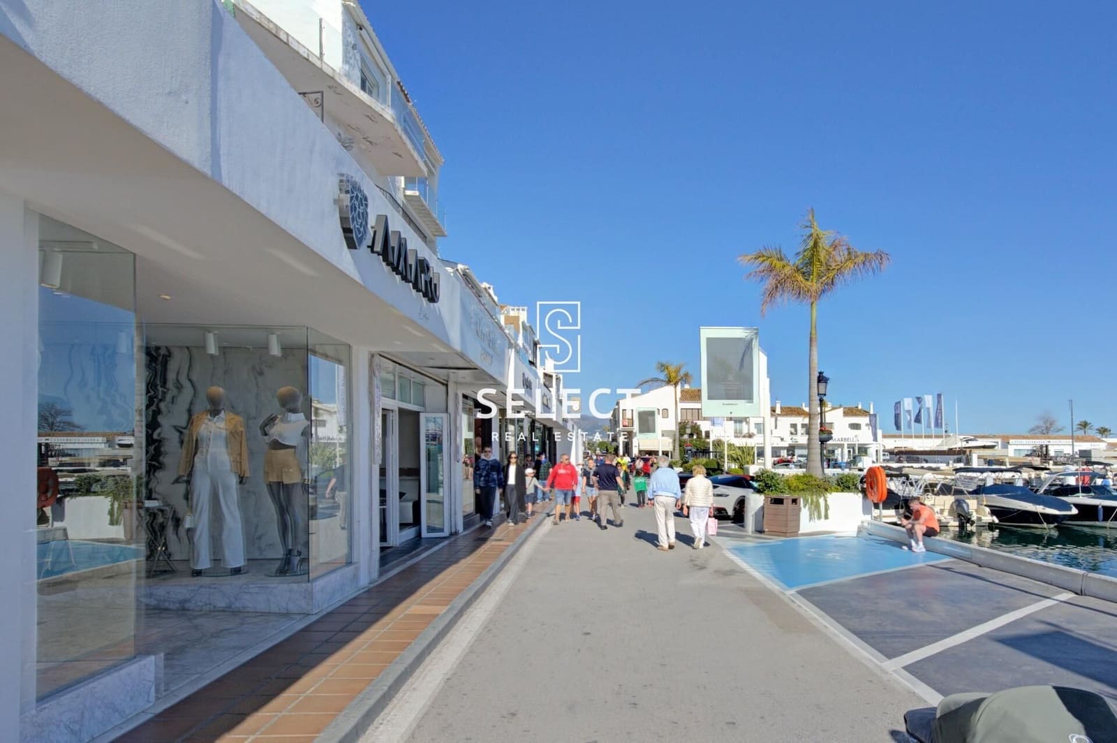 2 soverom Leilighet til salgs i Puerto Banus med svømmebasseng garasje - € 485 000 (Ref: 9648142)