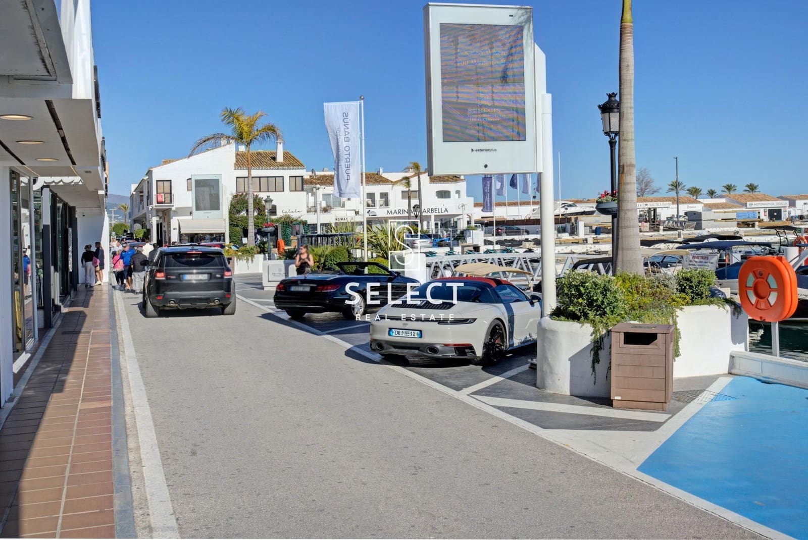 2 soverom Leilighet til salgs i Puerto Banus med svømmebasseng garasje - € 485 000 (Ref: 9648142)